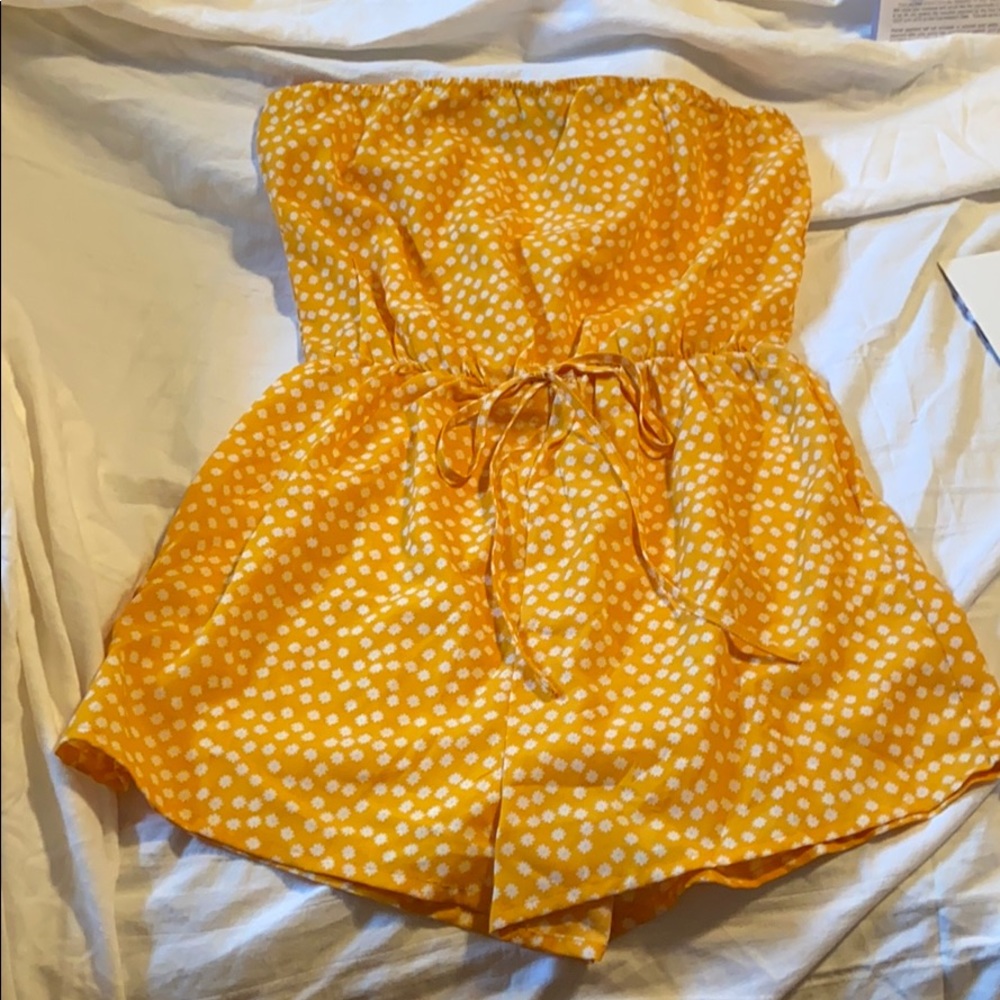 Strapless romper